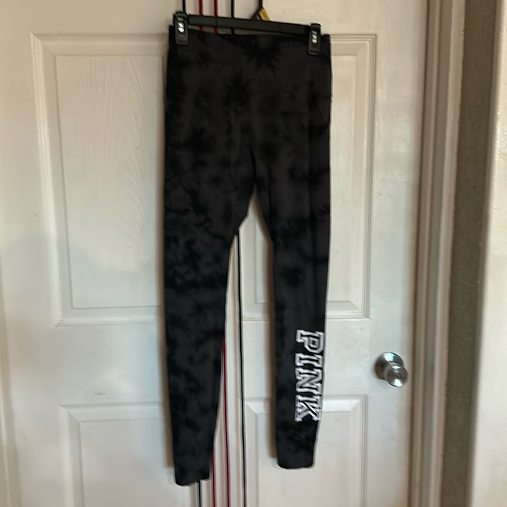 Victoria secret pink yoga pants in gray and black, size S